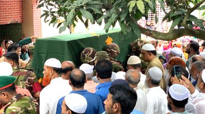 নিহত সেনাসদস্য রিফাতের শেষ বিদায়
