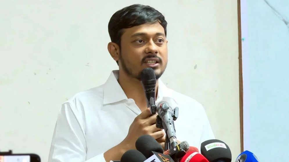 রাজনৈতিক পরিচয়ে চাকরি, নাসীরুদ্দীনের তীব্র সমালোচনা 