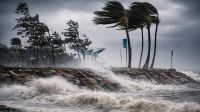 সাত অঞ্চলে ঝোড়ো হাওয়াসহ বজ্রবৃষ্টির শঙ্কা, নদীবন্দরে সতর্কসংকেত