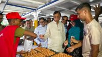 বর্জ্যের বিনিময়ে ভাসমান বাজার চালু করল ডিএসসিসি