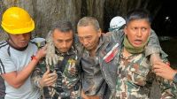 নেপালের ভয়াবহ বন্যার ১০ দিন পর চীনা নাগরিককে জীবিত উদ্ধার