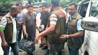 ২ হাজার আইফোনসহ কক্সবাজারে ৬ চীনা নাগরিক আটক