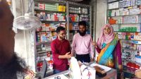 লাইসেন্স না থাকায় দুই ভেটেরিনারি ফার্মেসিকে জরিমানা