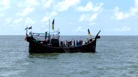 জ্বালানি তেলের মূল্য বৃদ্ধিতে জেলেদের ক্ষোভ