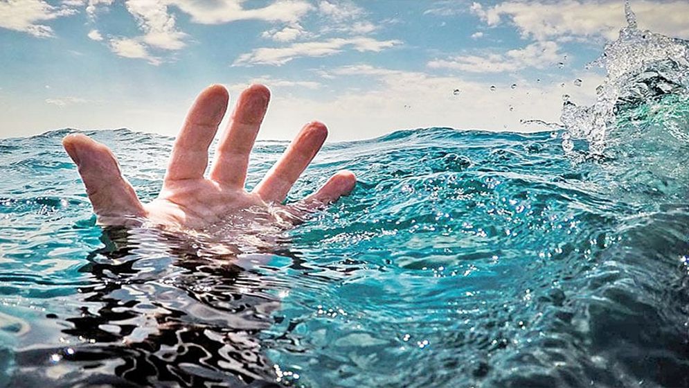 মহানন্দা নদীতে গোসলে নেমে দুই তরুণের মৃত্যু