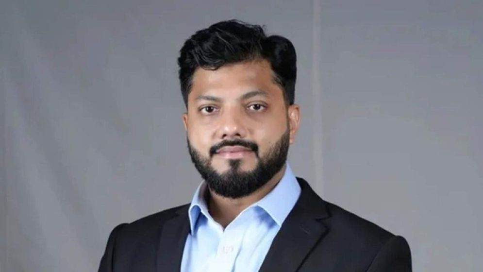 দুপুরে পদত্যাগের চূড়ান্ত ঘোষণা দেব: ইশরাক হোসেন