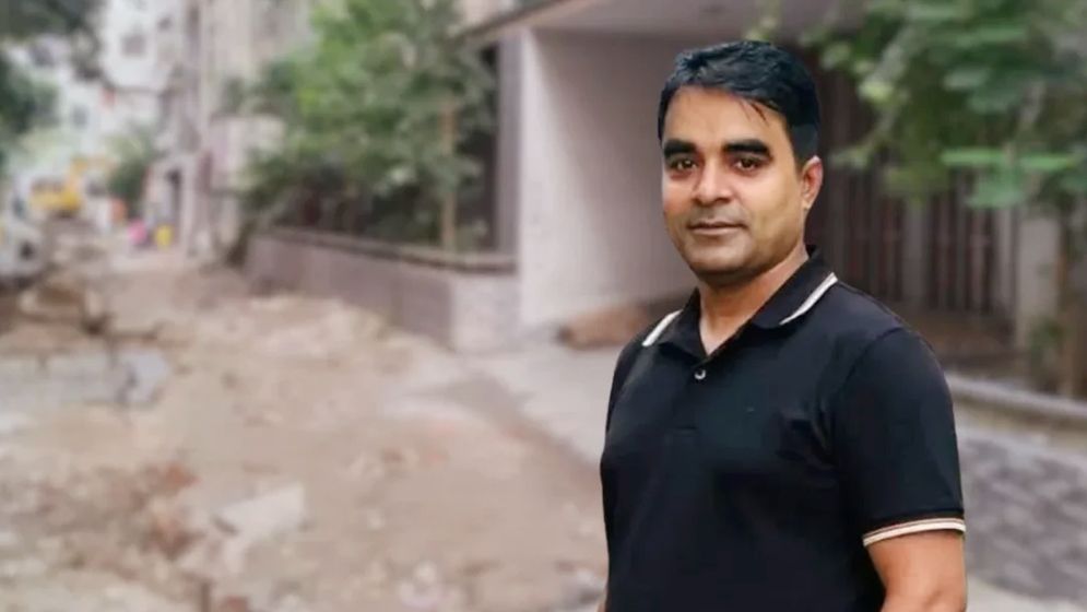‘নালার সংস্কারকাজ করিয়ে ২০-৫০ হাজার টাকা নেন নয়নের অনুসারীরা’
