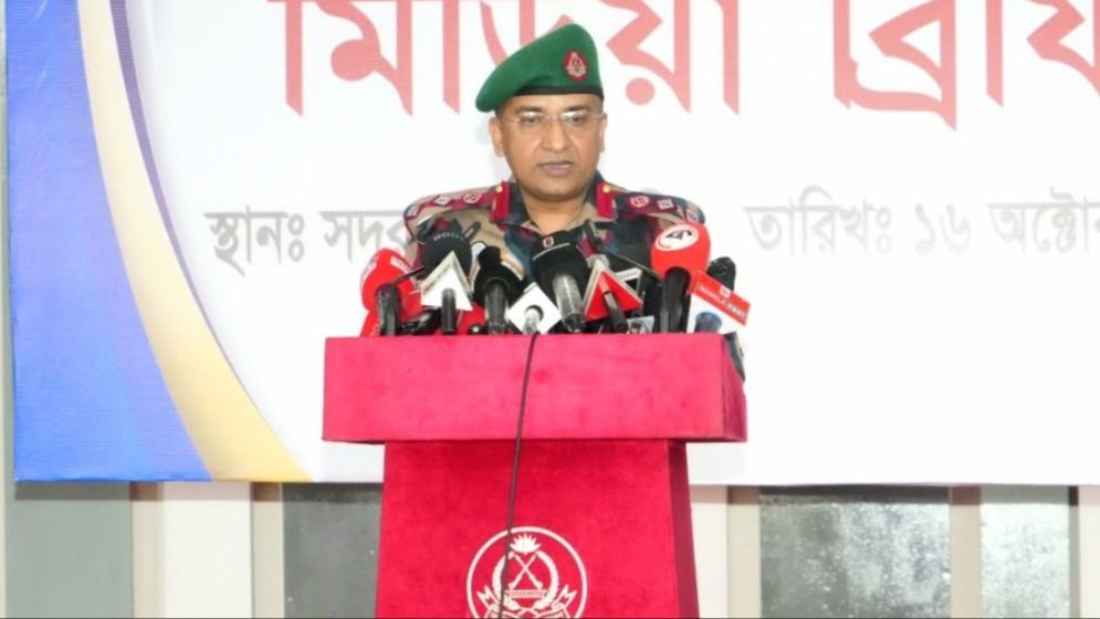 বিএসএফের হাতে আটক ২ পুলিশ সদস্যকে ফেরাতে আলোচনা চলছে: বিজিবি
