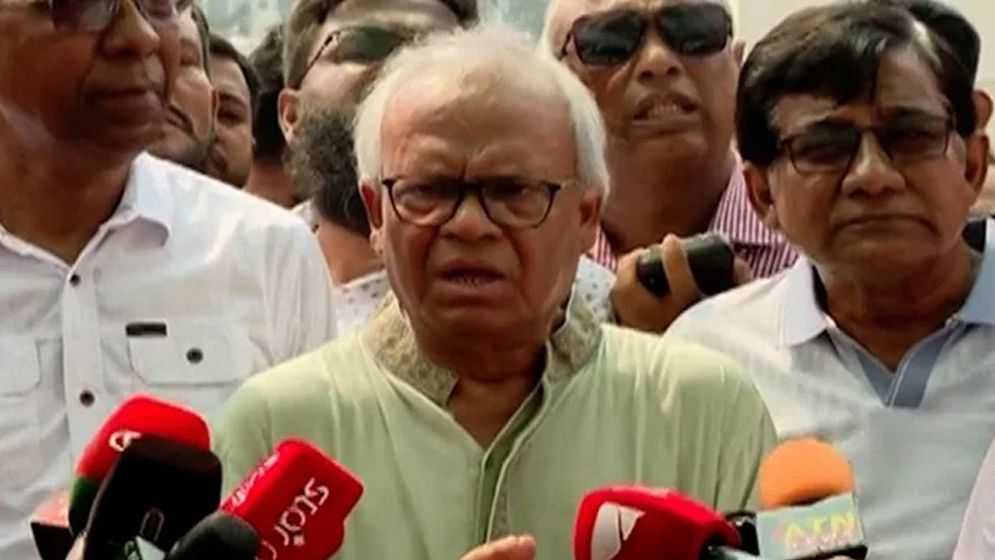 সড়কে মাফিয়াতন্ত্র ও চাঁদাবাজির অবসান ঘটাতে হবে: রিজভী