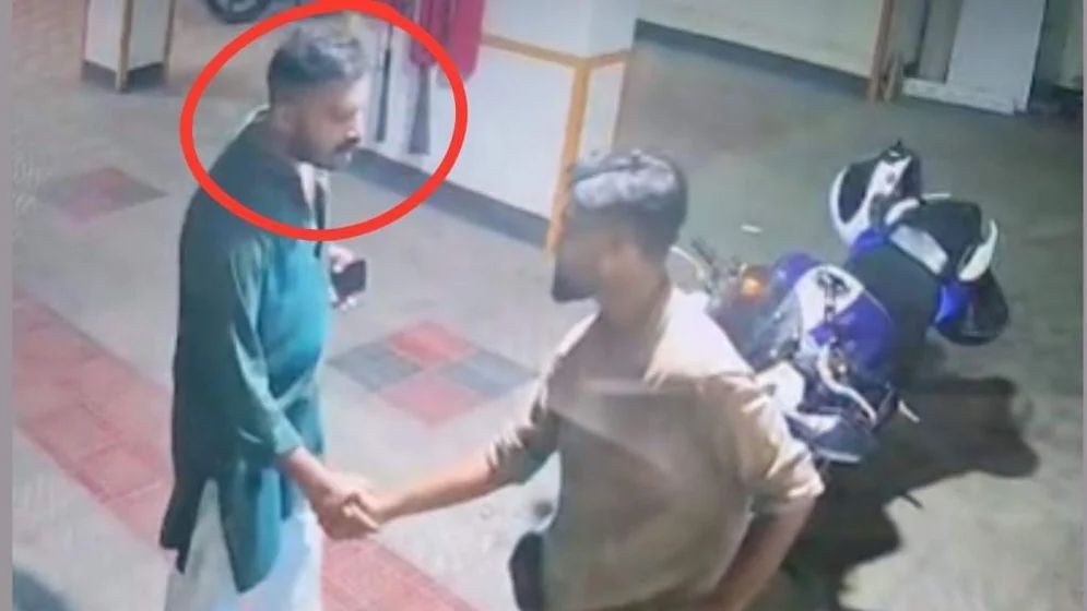 তাহসিফের মৃত্যুর আগে সিসিটিভি ফুটেজে দেখা মিলল যে দৃশ্য