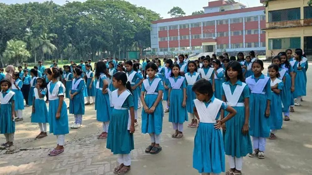 স্কুলে ভর্তিতে থাকছে ১৪ শতাংশ কোটা