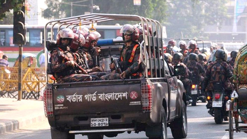 দুর্গাপূজা উপলক্ষে ১০ হাজার বিজিবি সদস্য মোতায়েন  