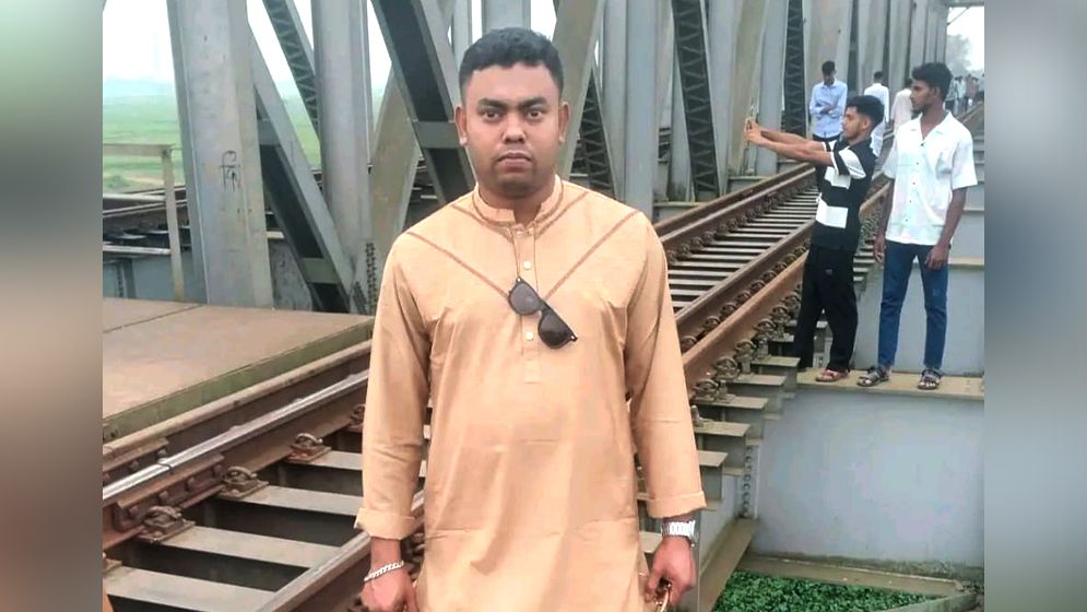 দায়িত্ব পালনকালে প্রাণ গেল অসুস্থ রেলওয়ে কর্মচারির