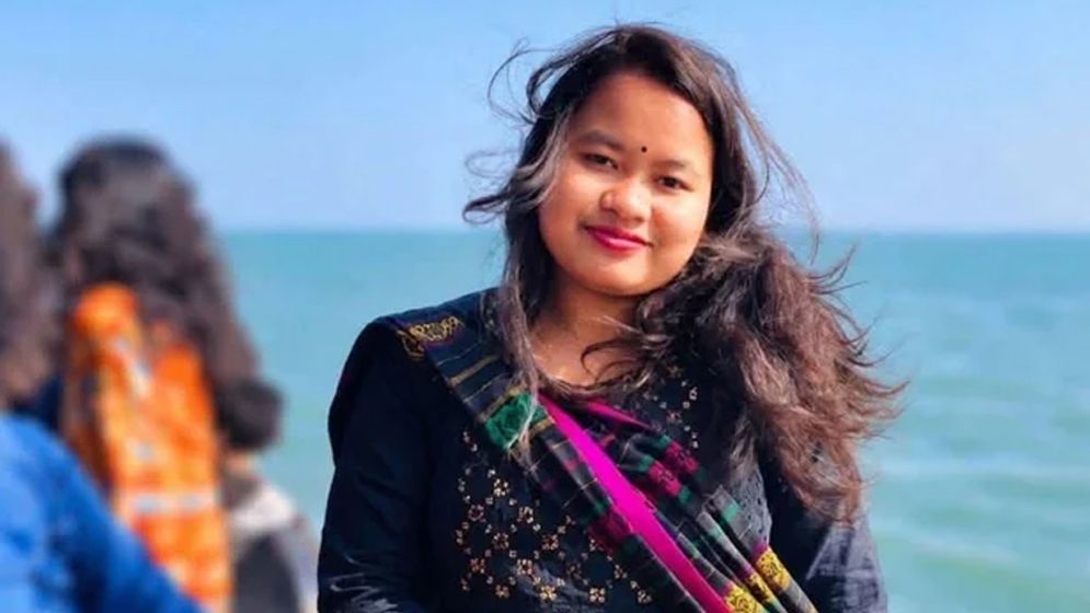 এয়ার অ্যাম্বুলেন্সে ঢাকায় নেওয়া রাবি শিক্ষার্থীর মৃত্যু