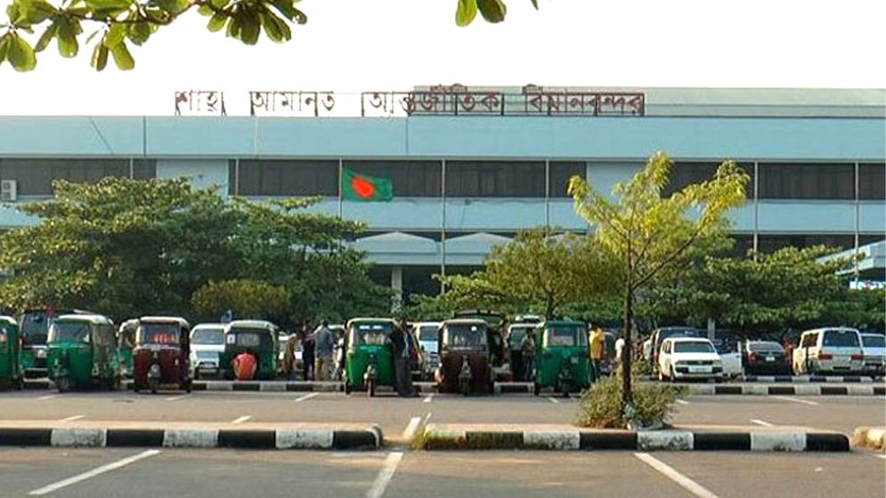 রানওয়েতে দেড় মাসে ৯ বার চুরি