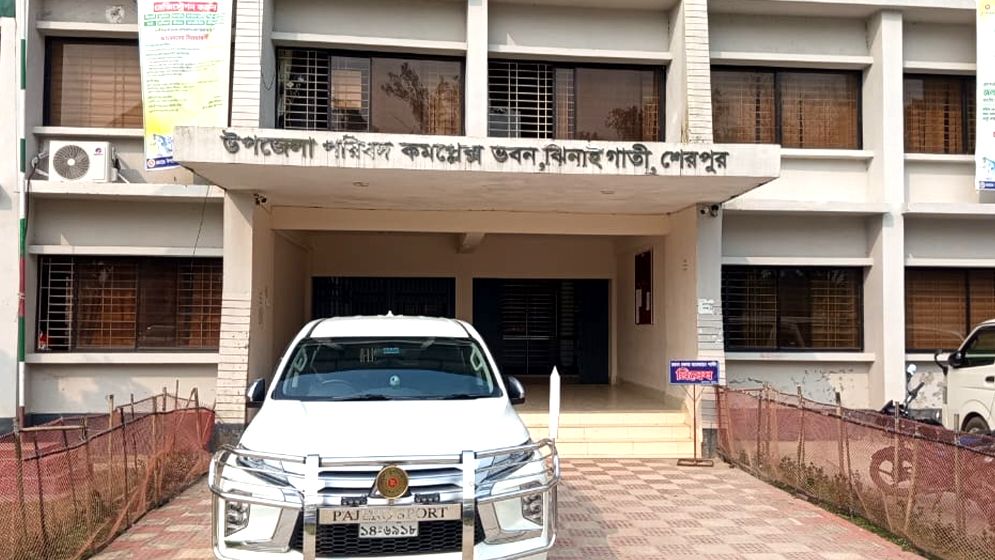 আড়াই কোটির বাজার দেড় কোটিতে, তথ্য চাওয়ায় ‘হাইকোর্ট’ দেখালো ইউএনও
