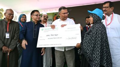 আখচাষীদের ১২ কোটি টাকা প্রণোদনা দিয়েছেন প্রধানমন্ত্রী