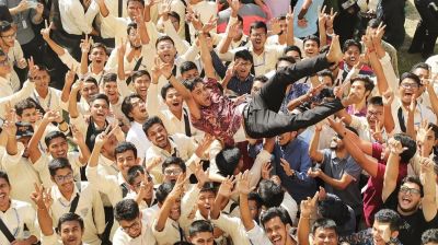 এবার জিপিএ-৫ এ এগিয়ে ছেলেরা