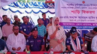 দেড় মিনিটে মন্ত্রীকে ৩৫ বার ‘স্যার’ বলে ভাইরাল ইউএনও