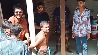 চোর আখ্যা দিয়ে প্রতিবন্ধী যুবককে প্রকাশ্যে পিটিয়ে হত্যা, আটক ৪