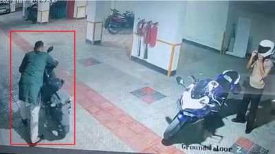 নদীর ৫০ গজ দূরে তাহসিফ সৌরির মোটরসাইকেল উদ্ধার