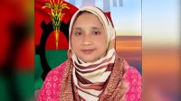 পদত্যাগপত্র জমা দিতে স্পিকারের কাছে যাচ্ছেন এমপি ফেরদৌস আহমেদ