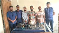 চরফ্যাশনে ডাকাতির প্রস্তুতিকালে অস্ত্রসহ ৩ জন গ্রেপ্তার