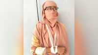 সংবাদ সম্মেলনে অভিযোগ করায় কলেজছাত্রীকে কুপিয়ে হত্যাচেষ্টা