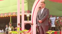 সেনাবাহিনীর ৭ ইউনিটকে জাতীয় পতাকা দিলেন প্রধানমন্ত্রী  