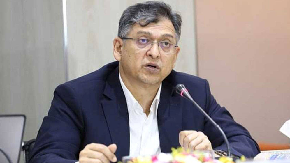 স্বরাষ্ট্রমন্ত্রী সালাহউদ্দিন আহমদ বলেছেন, “বর্তমান কার্যক্রম নিষিদ্ধ আওয়ামী লীগ দেশে আর কোনোদিন রাজনীতি করতে পারবে না। আওয়ামী লীগের রাজনৈতিক মৃত্যু হয়েছে, তাদের দাফন হয়েছে দিল্লিতে।” আপনি কি তাই মনে করেন?